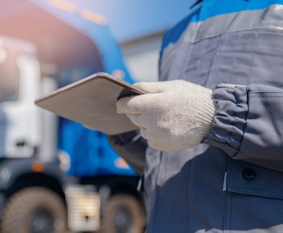 The Benefits of Scheduling Regular Waste Removal Services